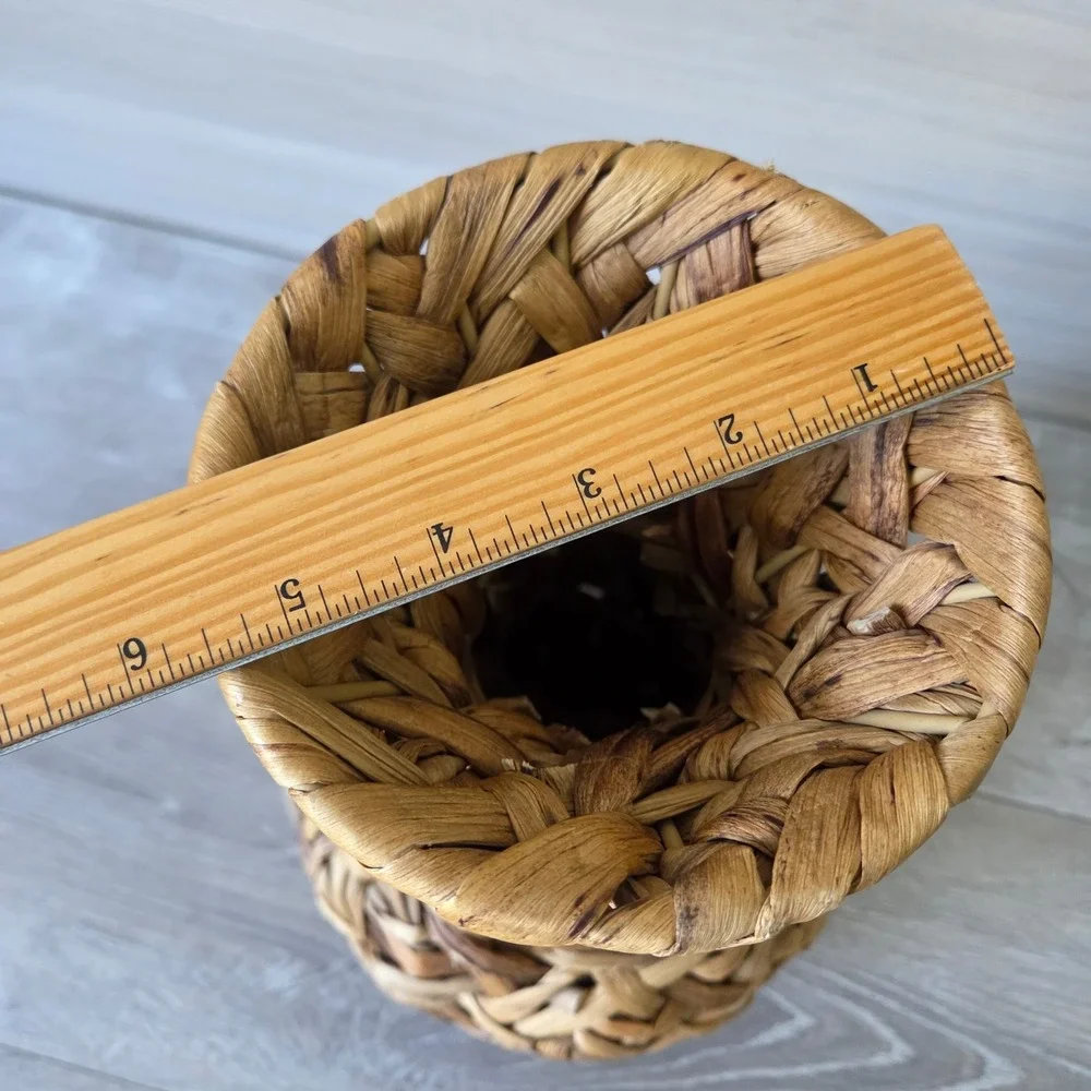 Handwoven Water Hyacinth Vase Wicker Seagrass Boho Floor Accent Decor 14.5